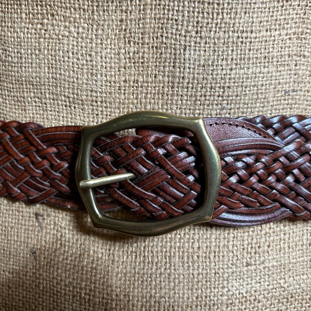 Leather braided wide belt   Medium